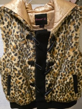 Forever 21 Leopard Print Faux Fur Toggle Jacket - Gold & Black